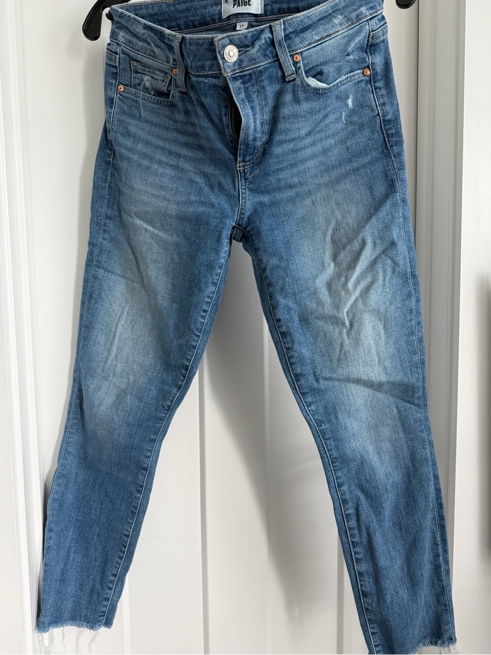 PAIGE Women’s Skinny Jeans in Light Blue Wash/ crop